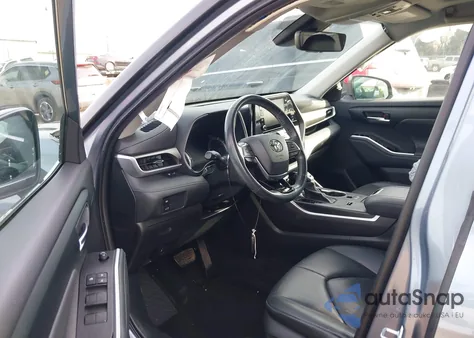 2021 Toyota Highlander Hybrid Xle из США, поврежденный, VIN 5TDGBRCHXMS027143